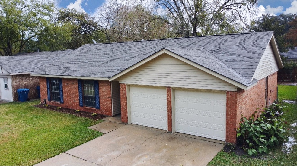 4114 Brumbelow St, Rosenberg, TX 77471 - photo 1