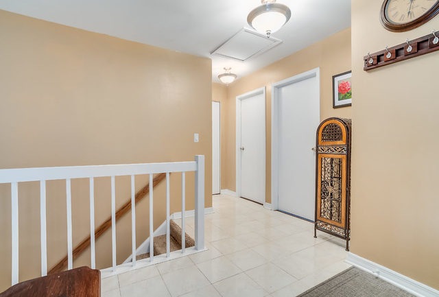 1302 Baylor Ct, Naperville, IL 60565 - photo 1