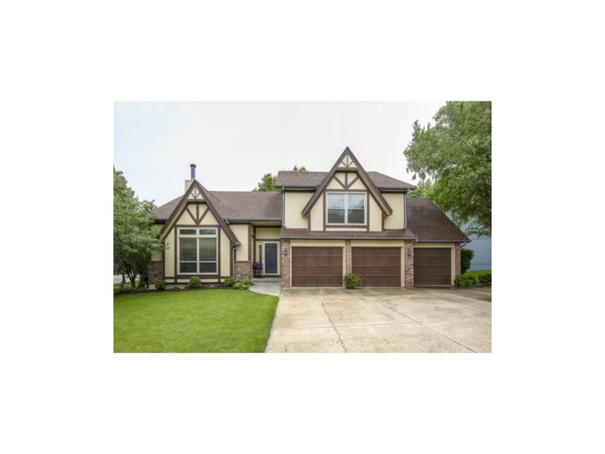 22609 W 50th St, Shawnee, KS 66226 - photo 1