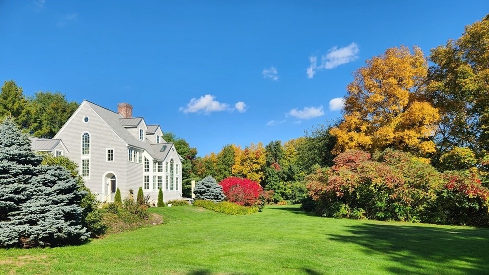 11 Low St unit 1, Newbury, MA 01951 - photo 1