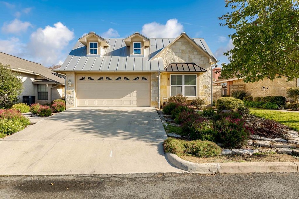 616 Courtney St, Fredericksburg, TX 78624 - photo 1