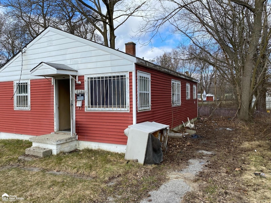 414 W Russell Ave, Flint, MI 48505 - photo 1