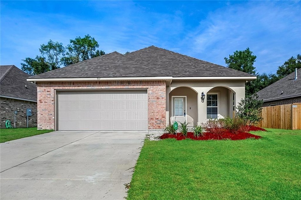947 Lob Lolly Ct, Ponchatoula, LA 70454 - photo 1