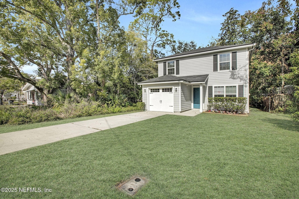 For Sale $285,000 • Co-Listing Agent