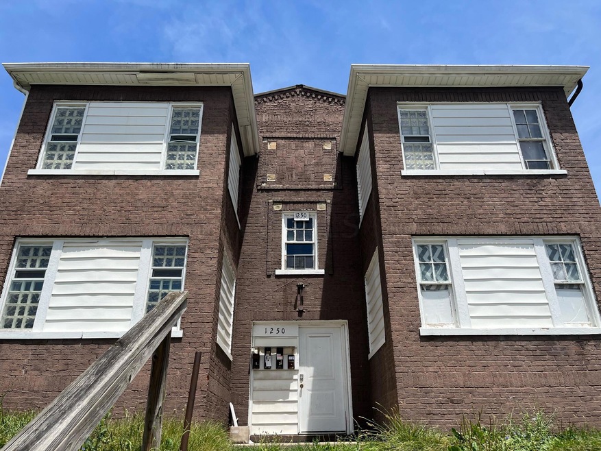 1250 E Livingston Ave unit 4, Columbus, OH 43205 - photo 1
