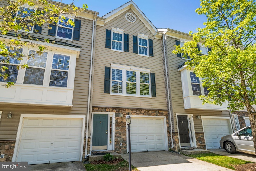 23140 Blackthorn Square, Sterling, VA 20166 - photo 1