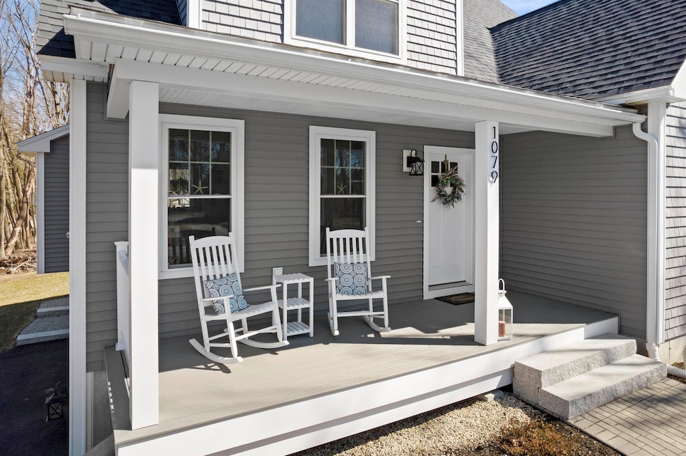 1079 Maplewood Ave, Portsmouth, NH 03801 - photo 1