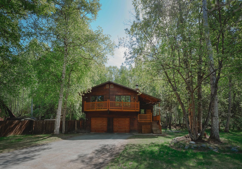 24419 Thunderbird Drive