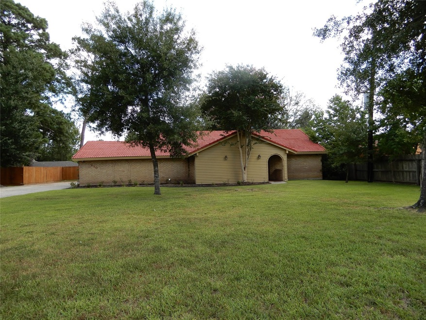 210 Beaumont Dr, Magnolia, TX 77354 - photo 1