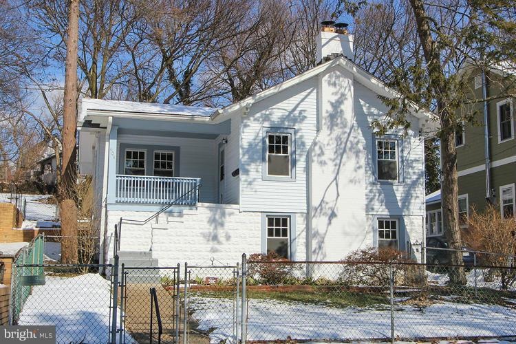 404 Elm Ave, Takoma Park, MD 20912 - photo 1