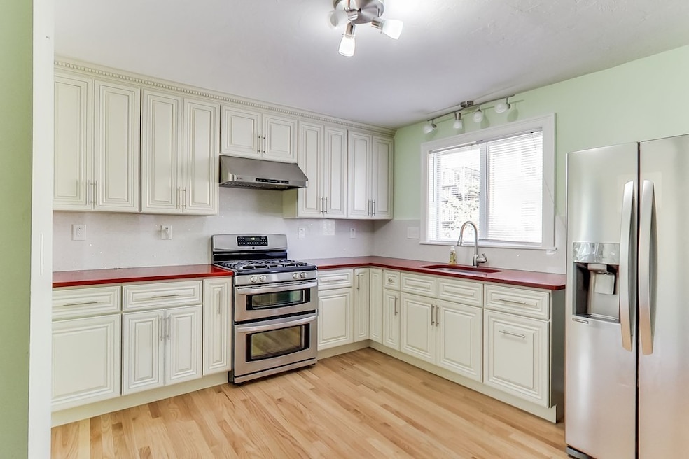 43 Curtis Ave, Quincy, MA 02169 - photo 1