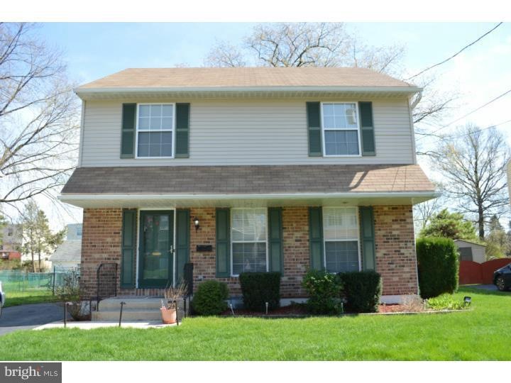 634 Maple Ave, Aldan, PA 19018 - photo 1