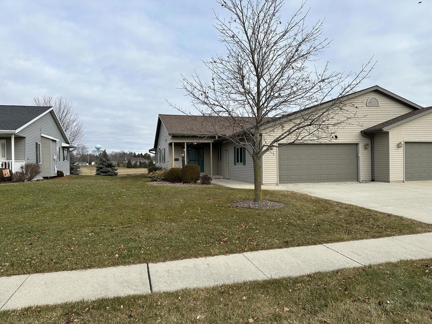 132 Parkview Ct Front