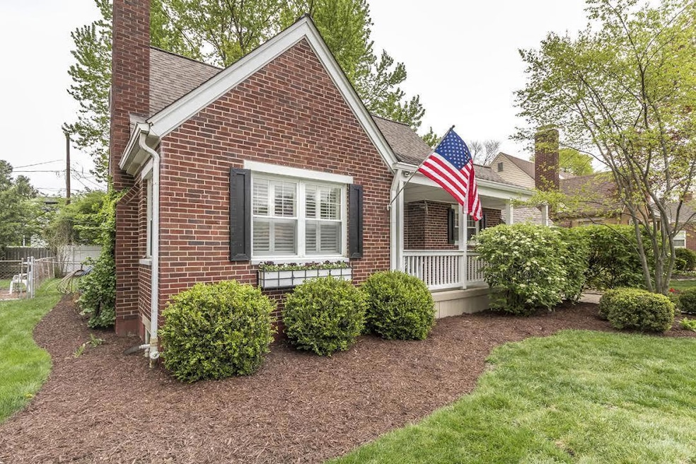 front house flag