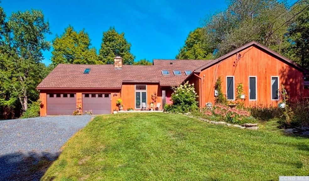 129 Schultzville Rd, Clinton Corners, NY 12514 - photo 1