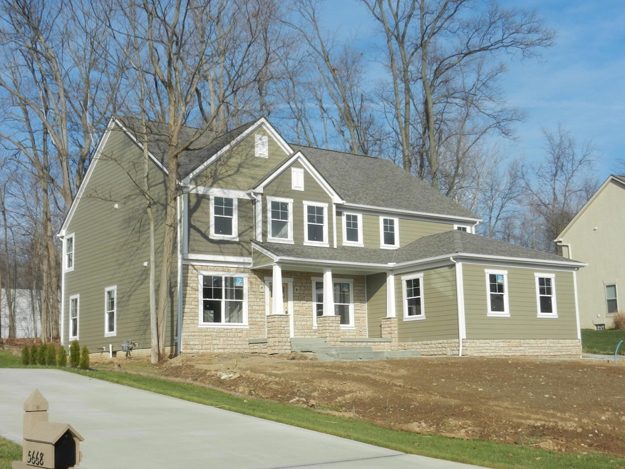 5650 Whispering Rdg Dr