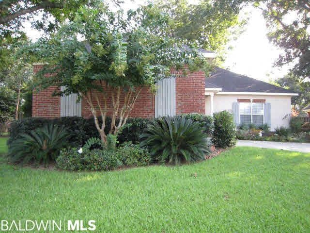 19210 Fairfax Dr, Fairhope, AL 36532 - photo 1