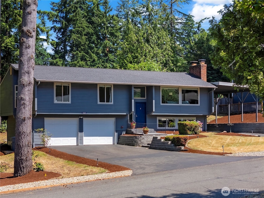 For Sale $685,000 • Co-Listing Agent
