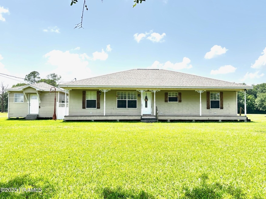 2811 Charlene Hwy, Eunice, LA 70535 - photo 1