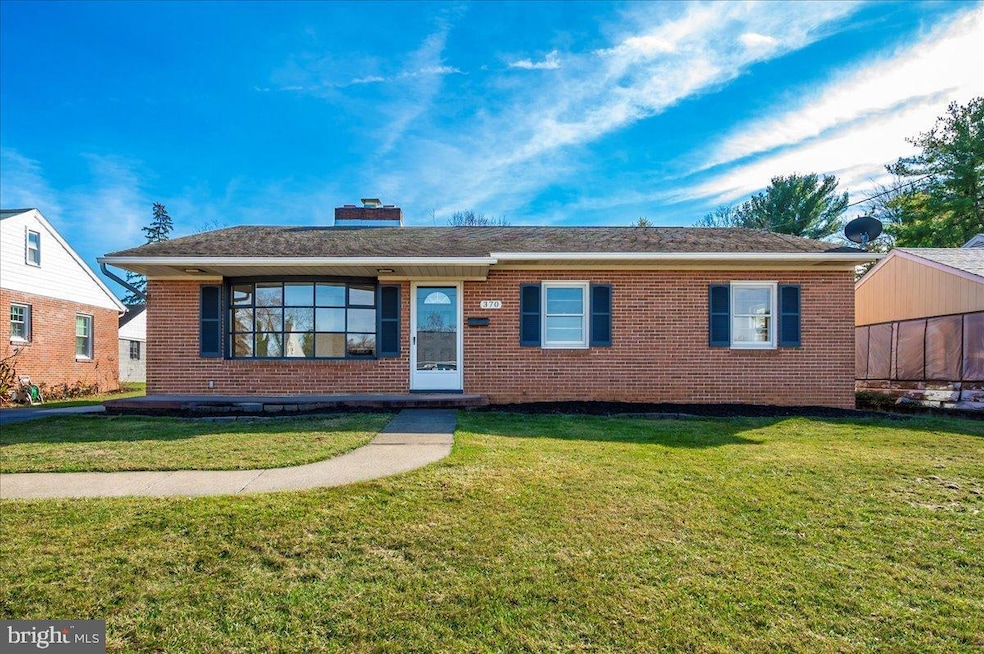 370 Daycotah Ave, Hagerstown, MD 21740 - photo 1