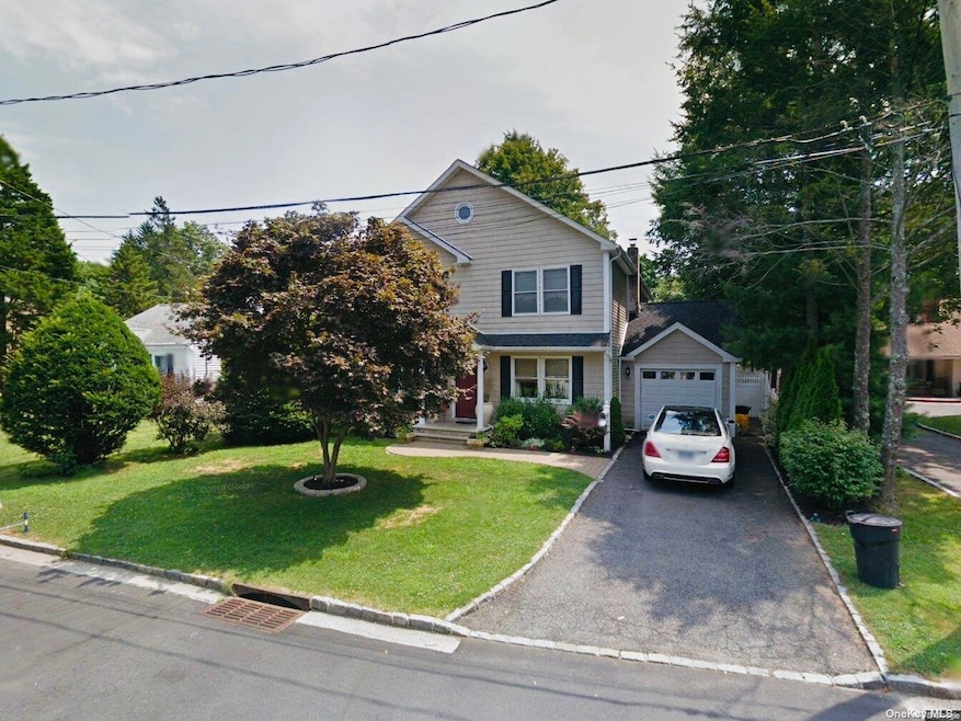 Sold $1,170,000 • Co-Listing Agent