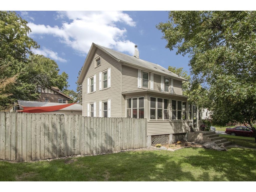 750 34th St, Des Moines, IA 50312 - photo 1