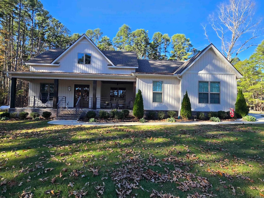 Sold $612,000