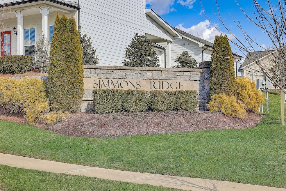 1013 Bloomsbury Ln, Franklin, TN 37064 - photo 1