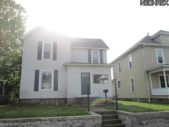 341 Mcclain Ave, Coshocton, OH 43812 - photo 1