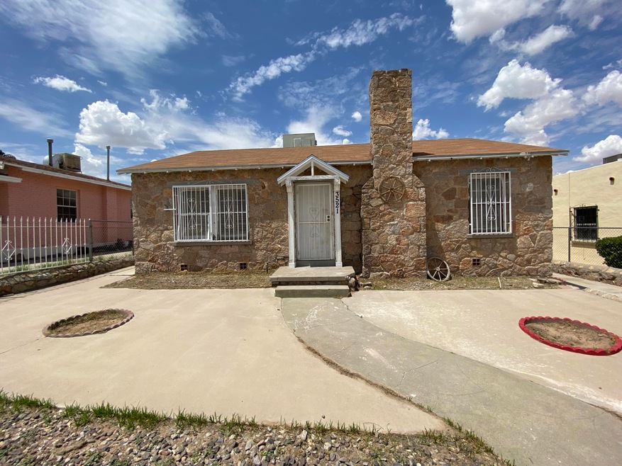 3521 Mountain Ave, El Paso, TX 79930 - photo 1