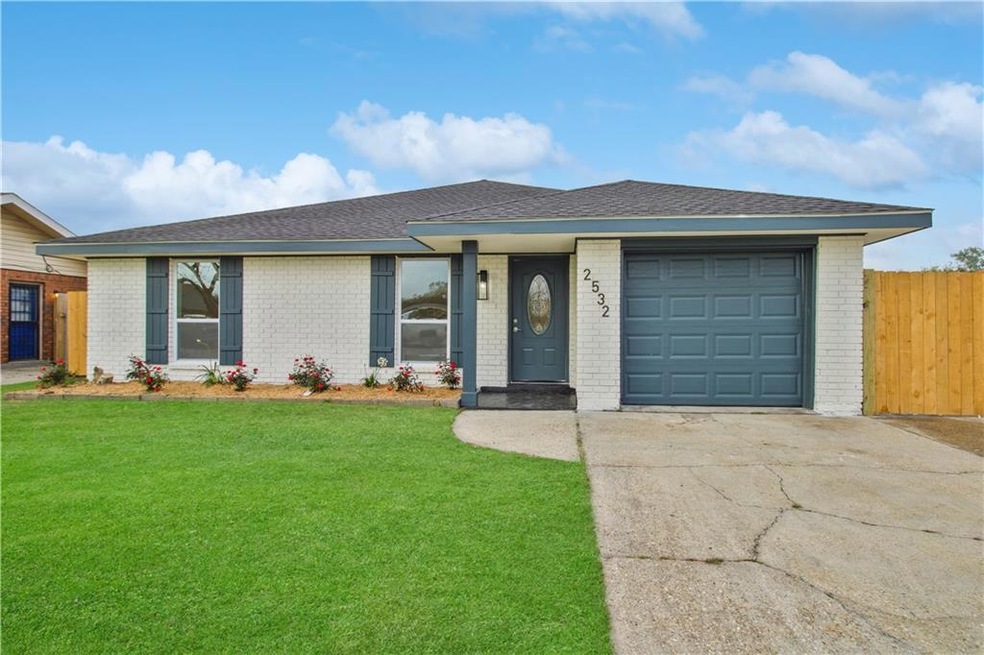 2532 Buccaneer Dr, Marrero, LA 70072 - photo 1