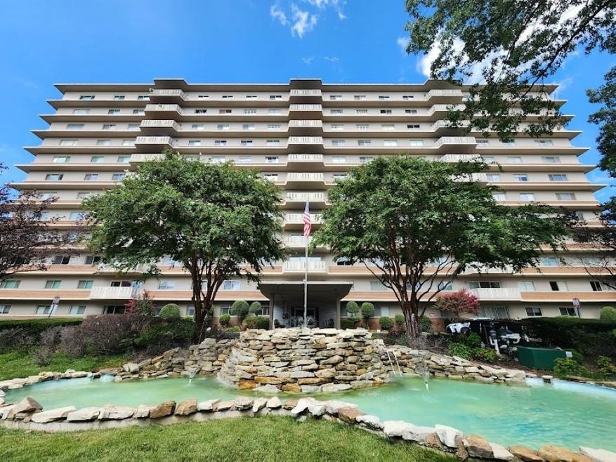 Parkway House was built in 1963 and is Midtown's P