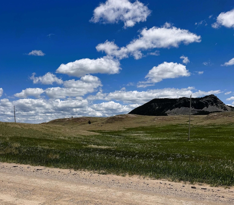 Pending $170,640 • Co-Listing Agent