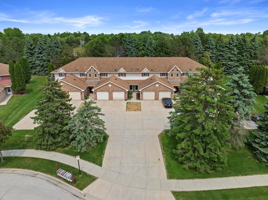 1507 Clarence