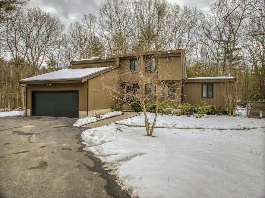 59 Marblehead Rd, Windham, NH 03087 - photo 1