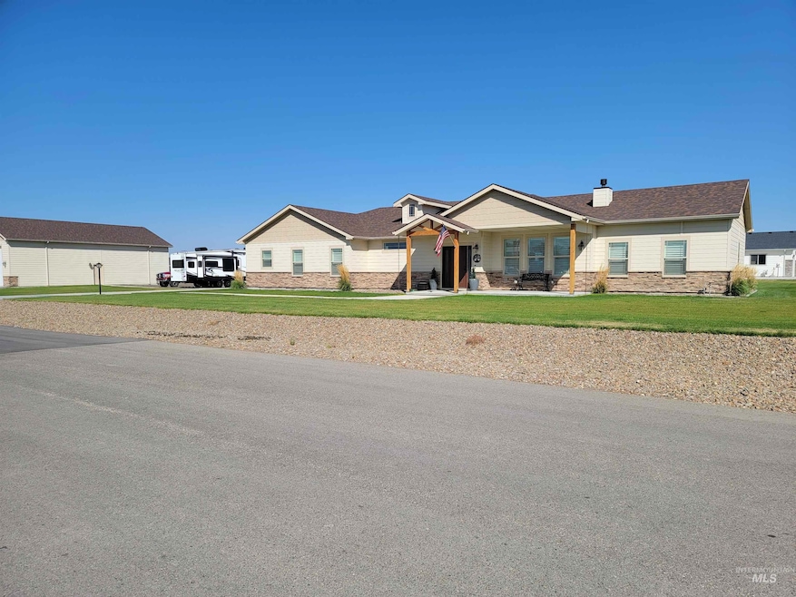 For Sale $859,000