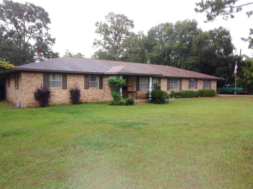 4625 Deerfield Dr, Pensacola, FL 32526 - photo 1