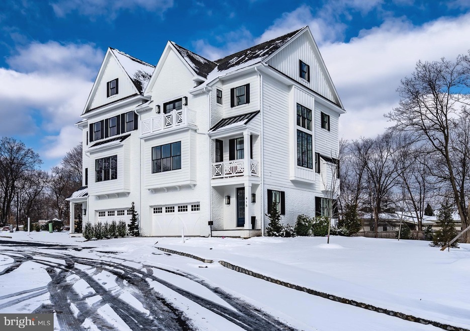 429 Maplewood Ave, Wayne, PA 19087 - photo 1