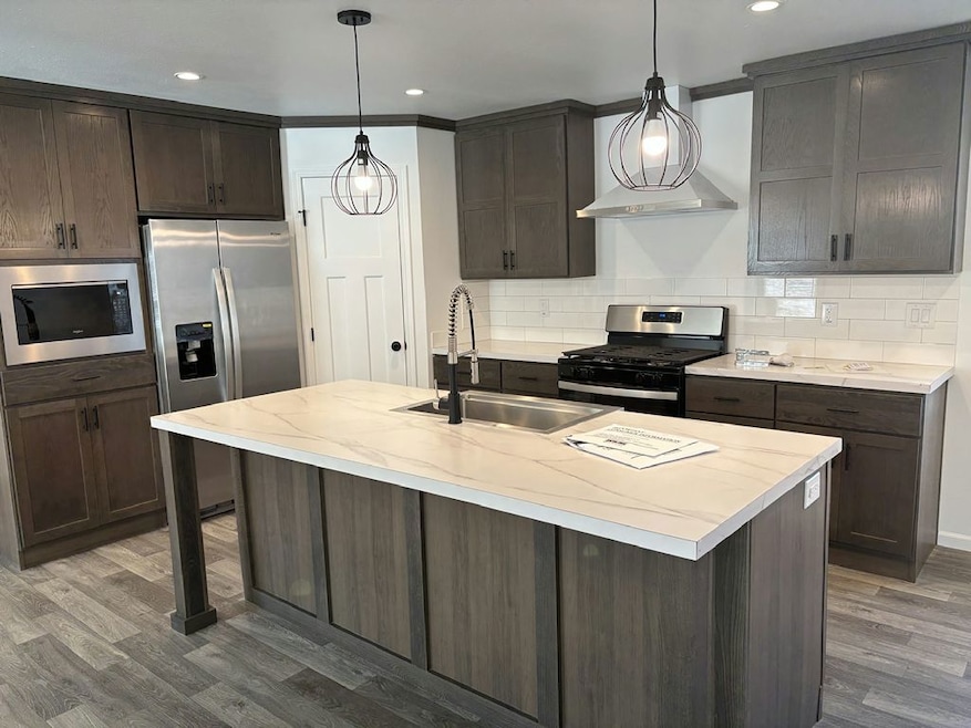 154 Cimarron unit 154, Lake Elmo, MN 55042 - photo 1