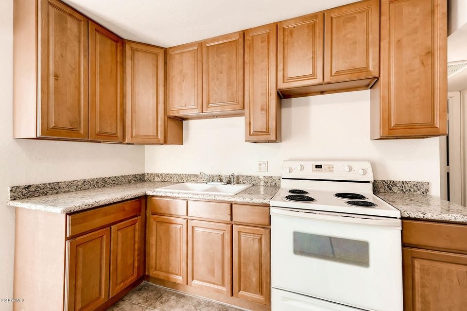 7625 W Sheila Lane Phoenix AZ-large-