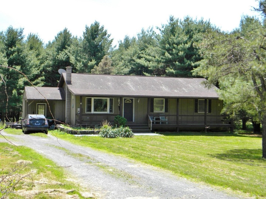 427 Rocky Run Rd, Hawley, PA 18428 - photo 1