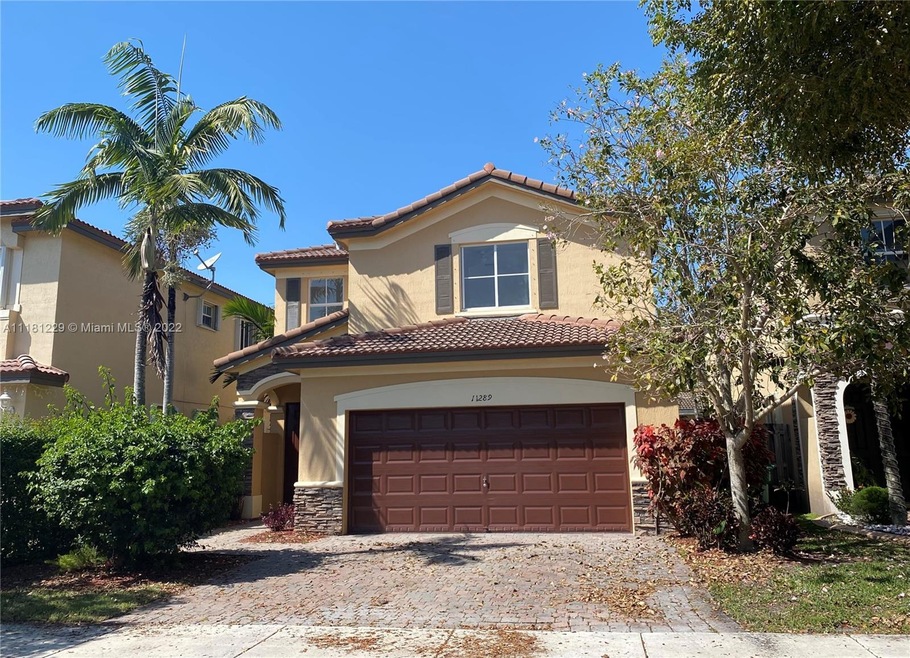 11289 NW 44th Terrace, Doral, FL 33178 - photo 1