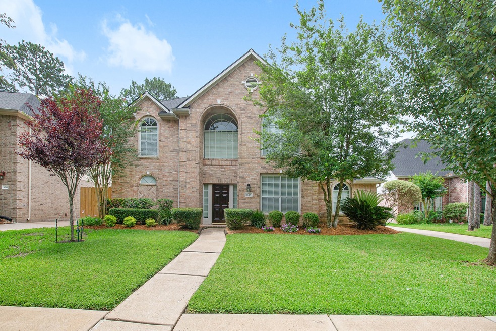 Welcome to 16315 Madewood Street.