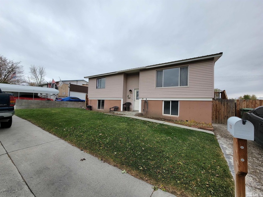 1320 Kodac St, Winnemucca, NV 89445 - photo 1