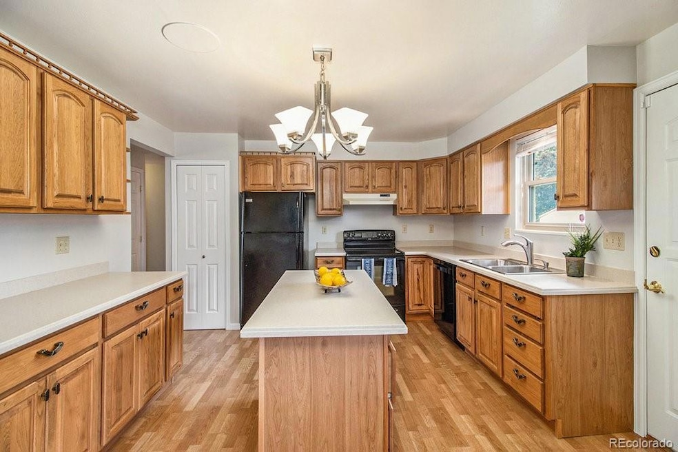 670 Nucla Way, Aurora, CO 80011 - photo 1