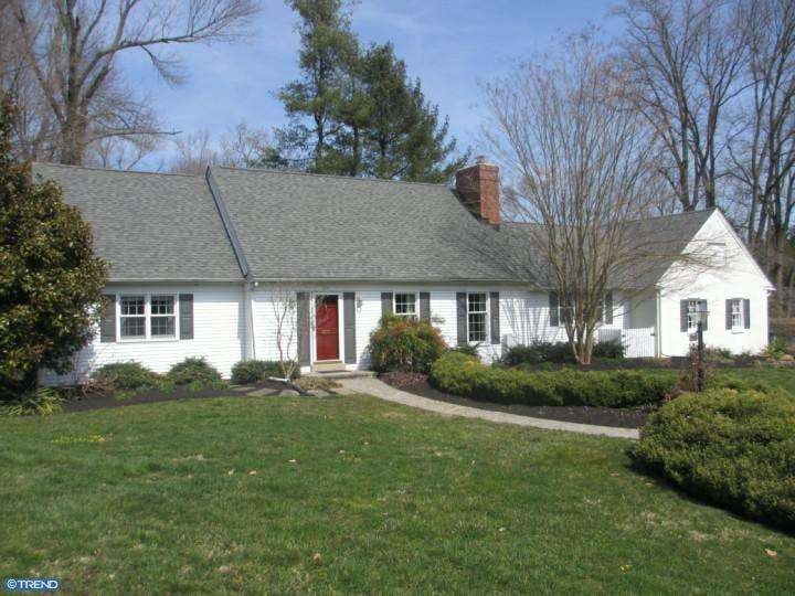 202 Hempstead Ln, Wallingford, PA 19086 - photo 1