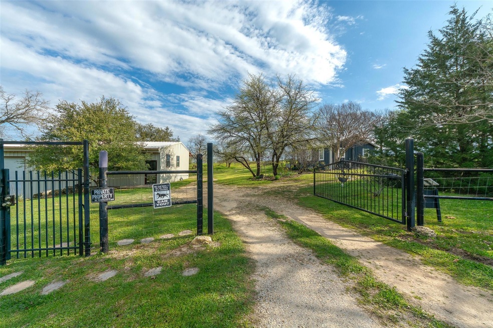 9485 S Fm 730, Boyd, TX 76023 - photo 1