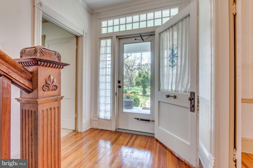 895 Summit Point Rd, Summit Point, WV 25446 - photo 1