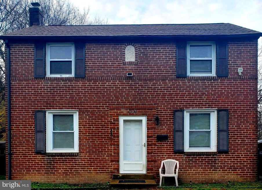 137 Riverview Dr, New Castle, DE 19720 - photo 1