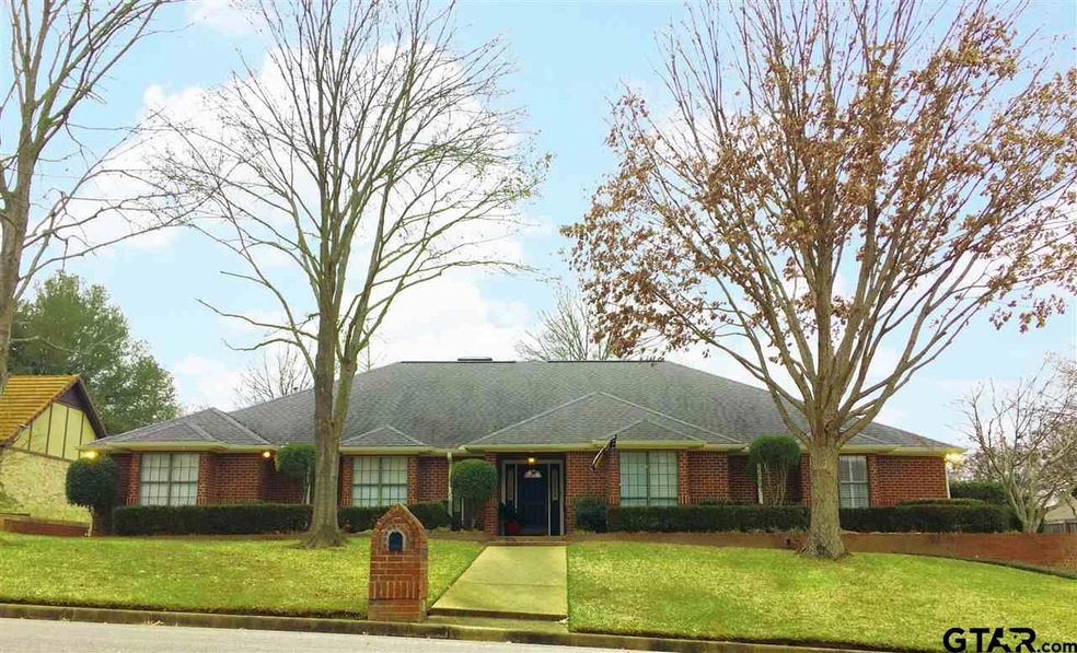 5705 5705 Churchill Dr, Tyler, TX 75703 - photo 1